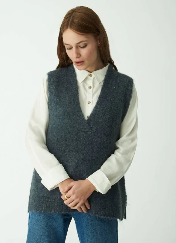 Jaya Knit Vest