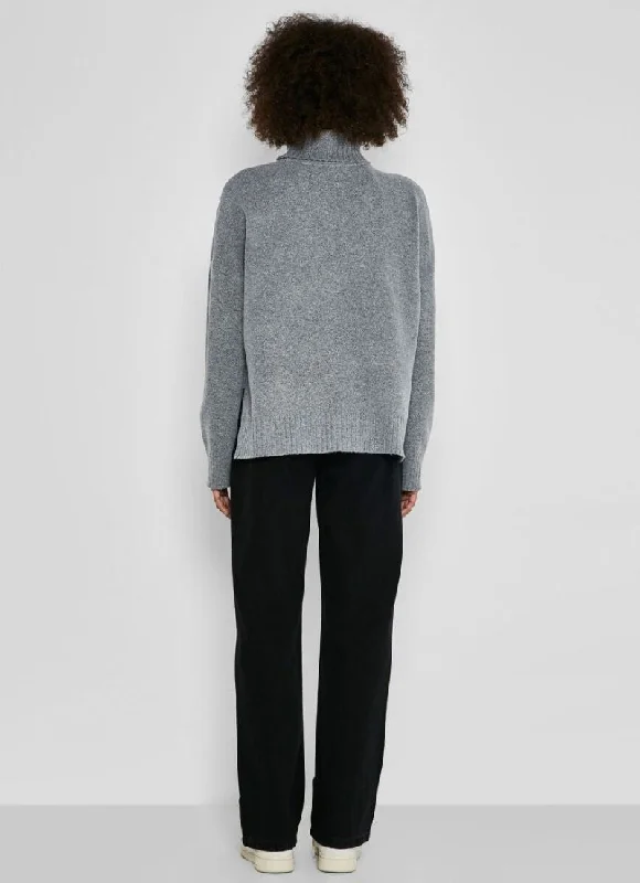 Noisy May - Ian Rollneck Sweater