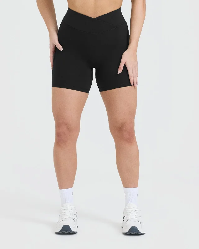 Unified Wrap Shorts | Black